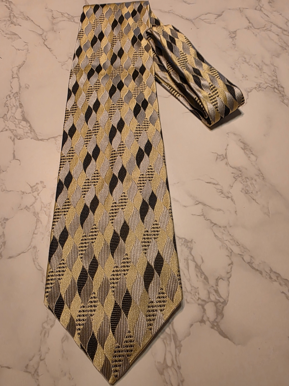 Men's Gold and Black Geometric Dress Tie